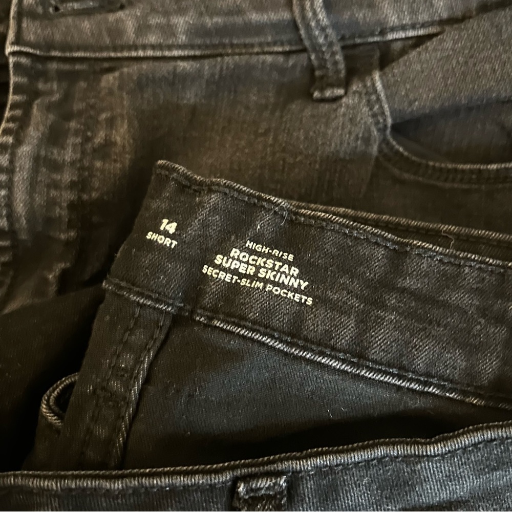Lot of 4 Old Navy Jeans - Size 14